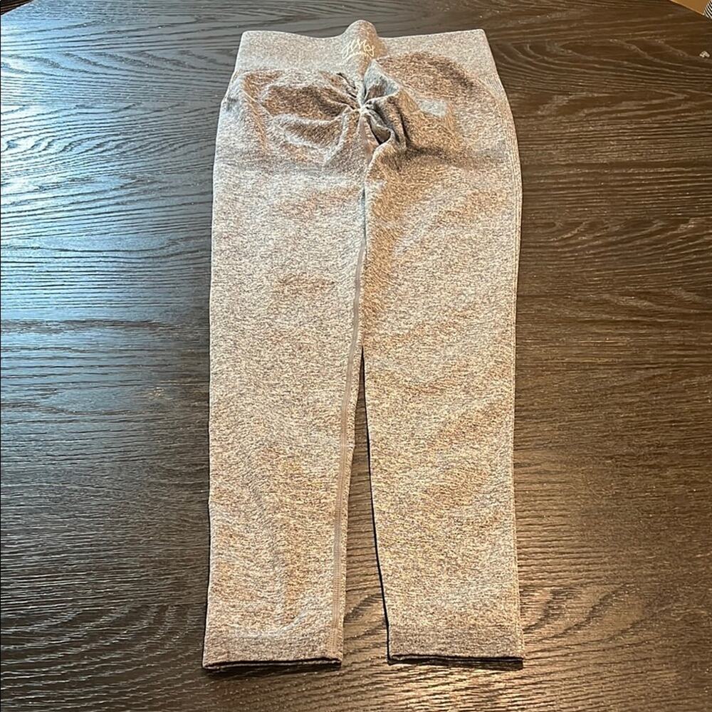 Gray High-Waisted Leggings